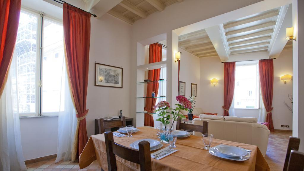 Rental In Rome Trevi Fouintain View Apartment Phòng bức ảnh